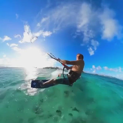 Third-person harness kite/windsurf mount backplate: jeremie tronet